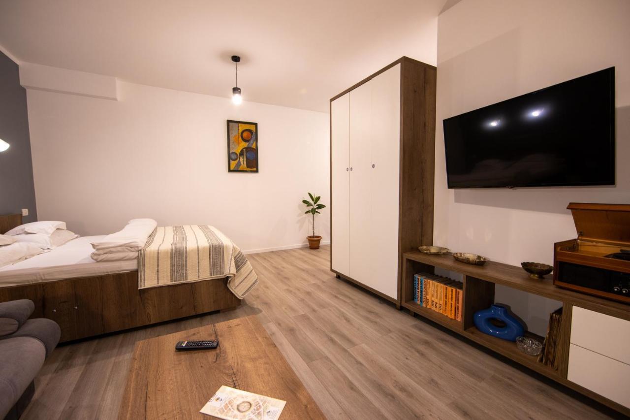 Central Place Apartment Timisoara 2 Timişoara Exterior foto