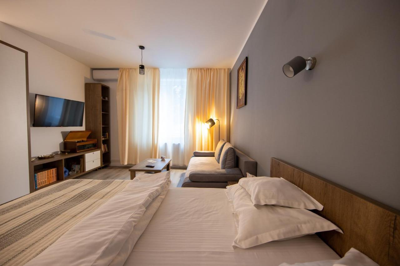 Central Place Apartment Timisoara 2 Timişoara Exterior foto